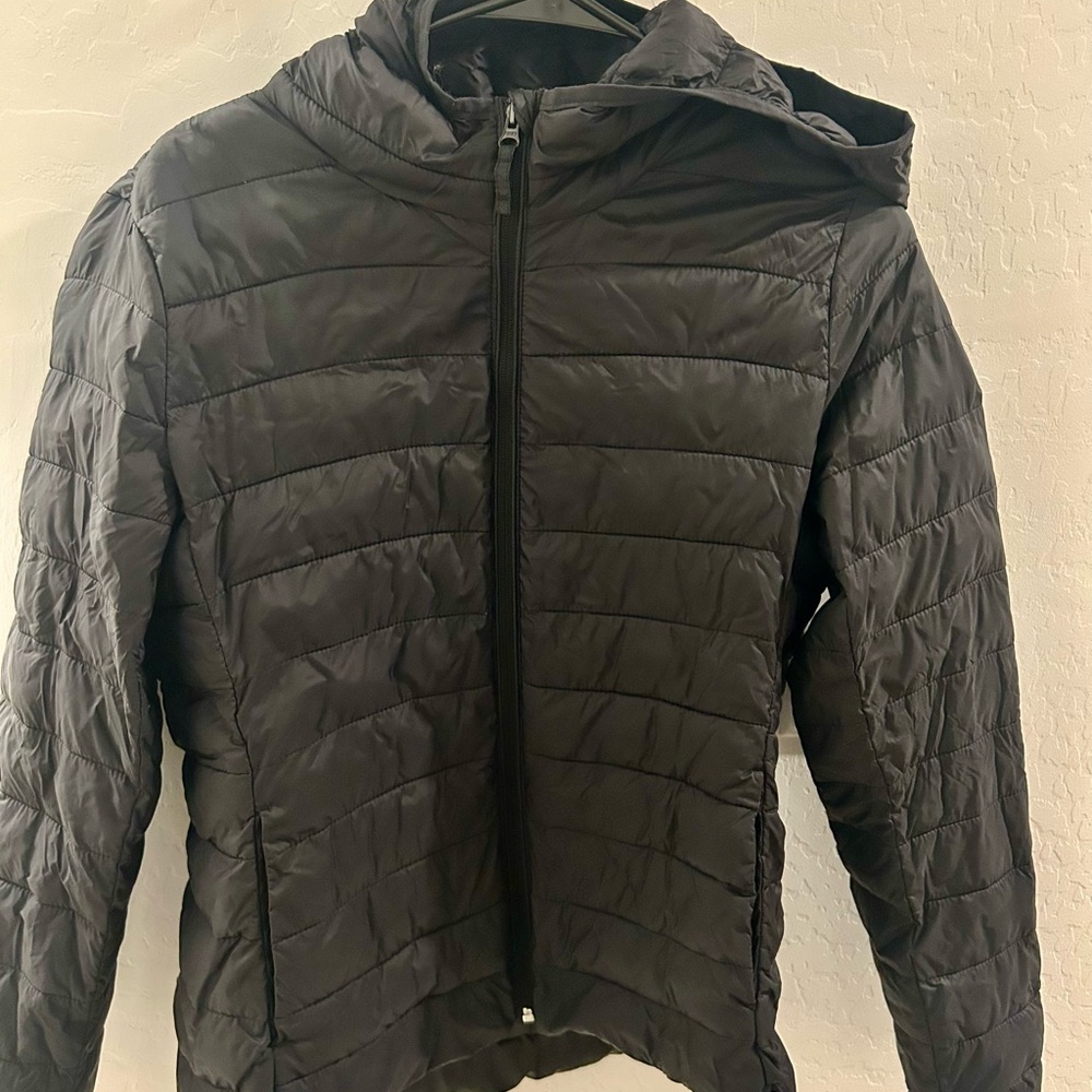 Old Navy size medium hooded puffer jacket, small hole on the side